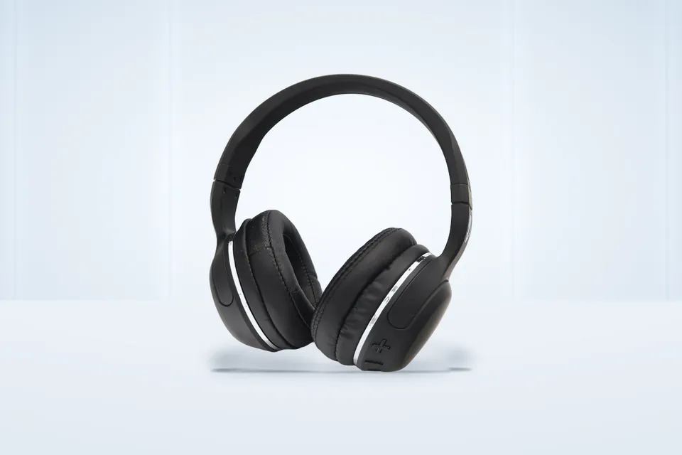 WAVi headphones